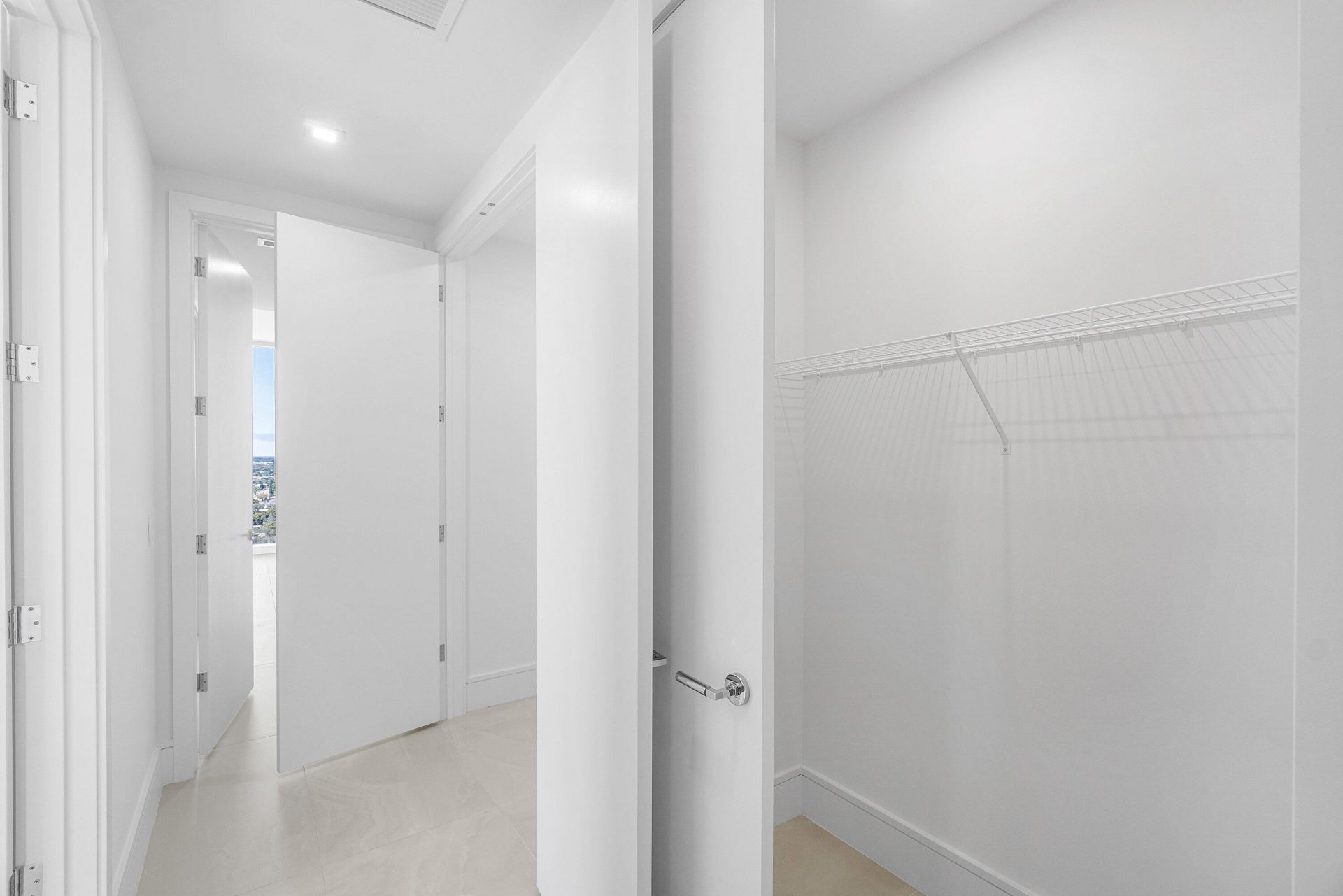 220 Lake Shore Drive, Unit 2012, Lake Park, FL 33403 Photo