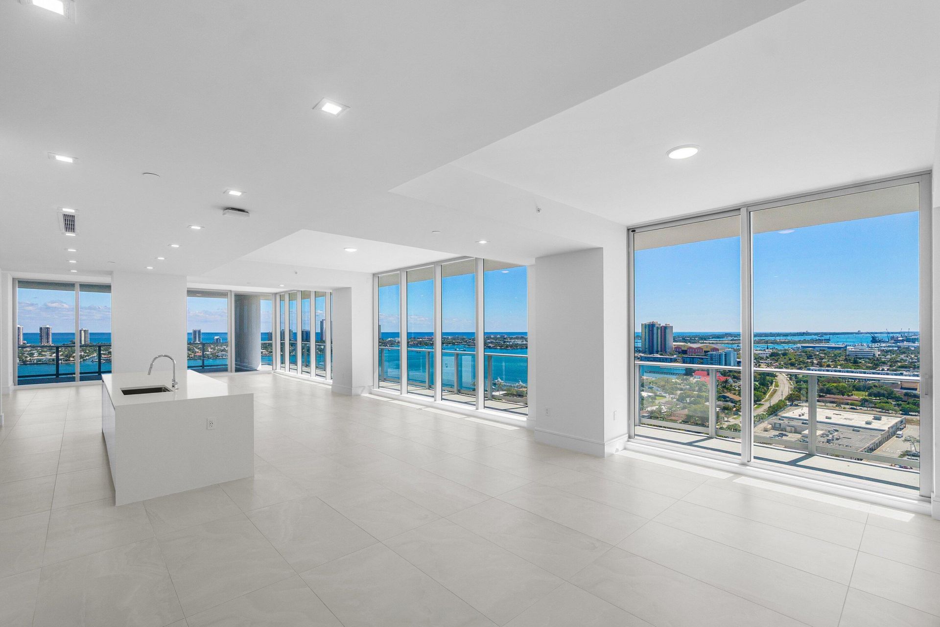 220 Lake Shore Drive, Unit 2012, Lake Park, FL 33403 Photo