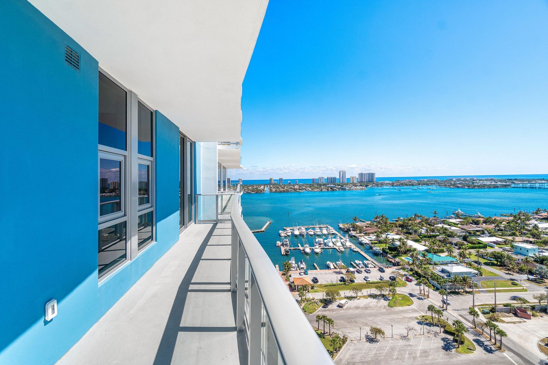 220 Lake Shore Drive, Unit 2012, Lake Park, FL 33403 Photo