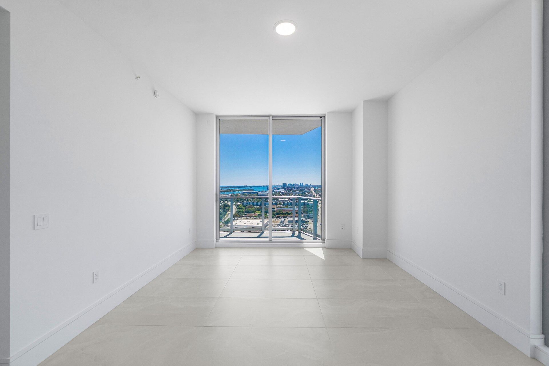 220 Lake Shore Drive, Unit 2012, Lake Park, FL 33403 Photo