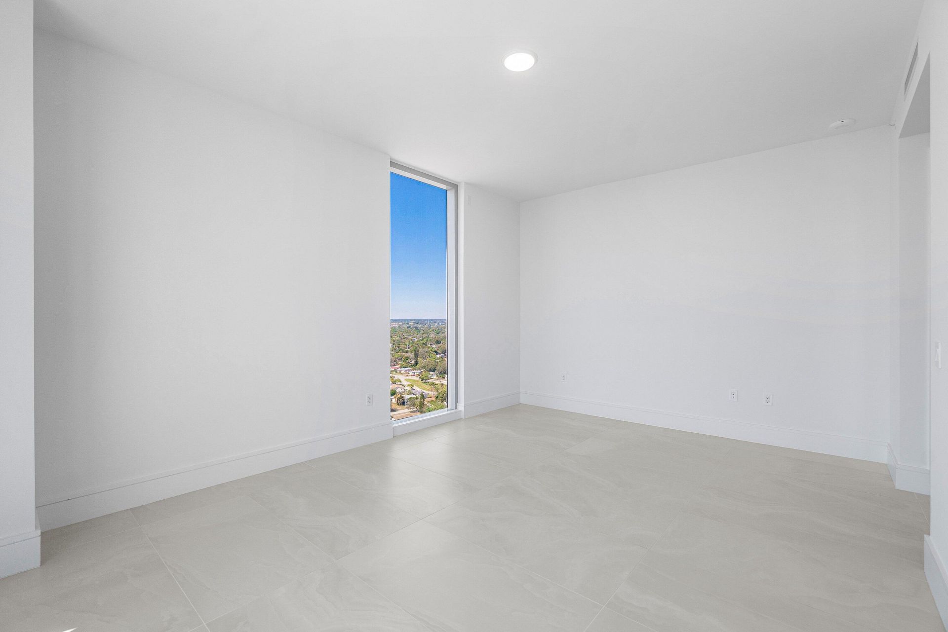 220 Lake Shore Drive, Unit 2012, Lake Park, FL 33403 Photo