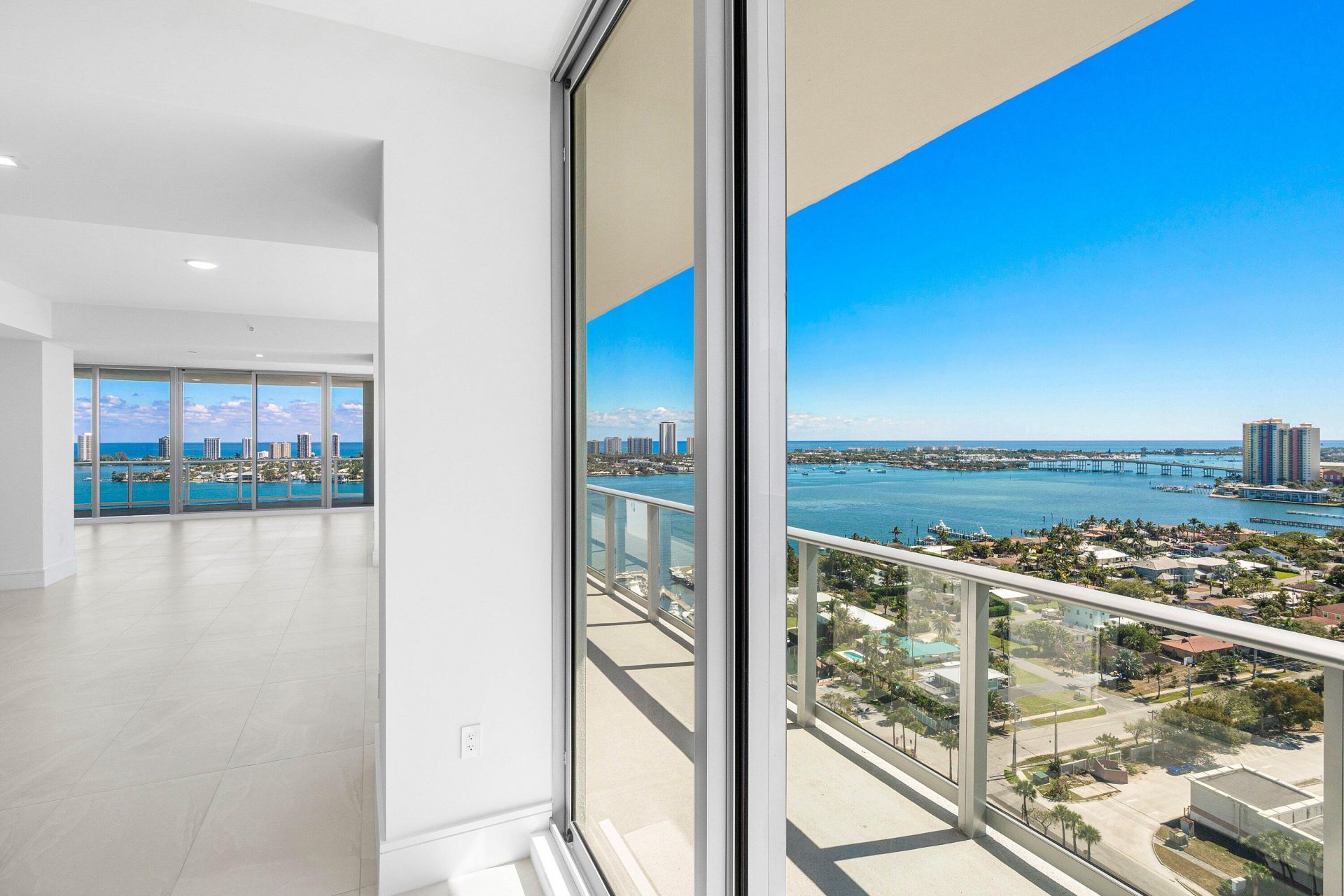 220 Lake Shore Drive, Unit 2012, Lake Park, FL 33403 Photo