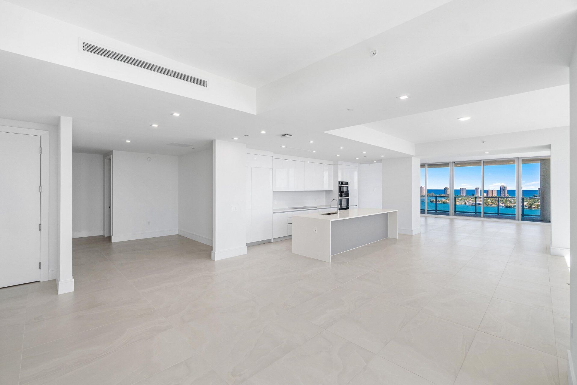 220 Lake Shore Drive, Unit 2012, Lake Park, FL 33403 Photo