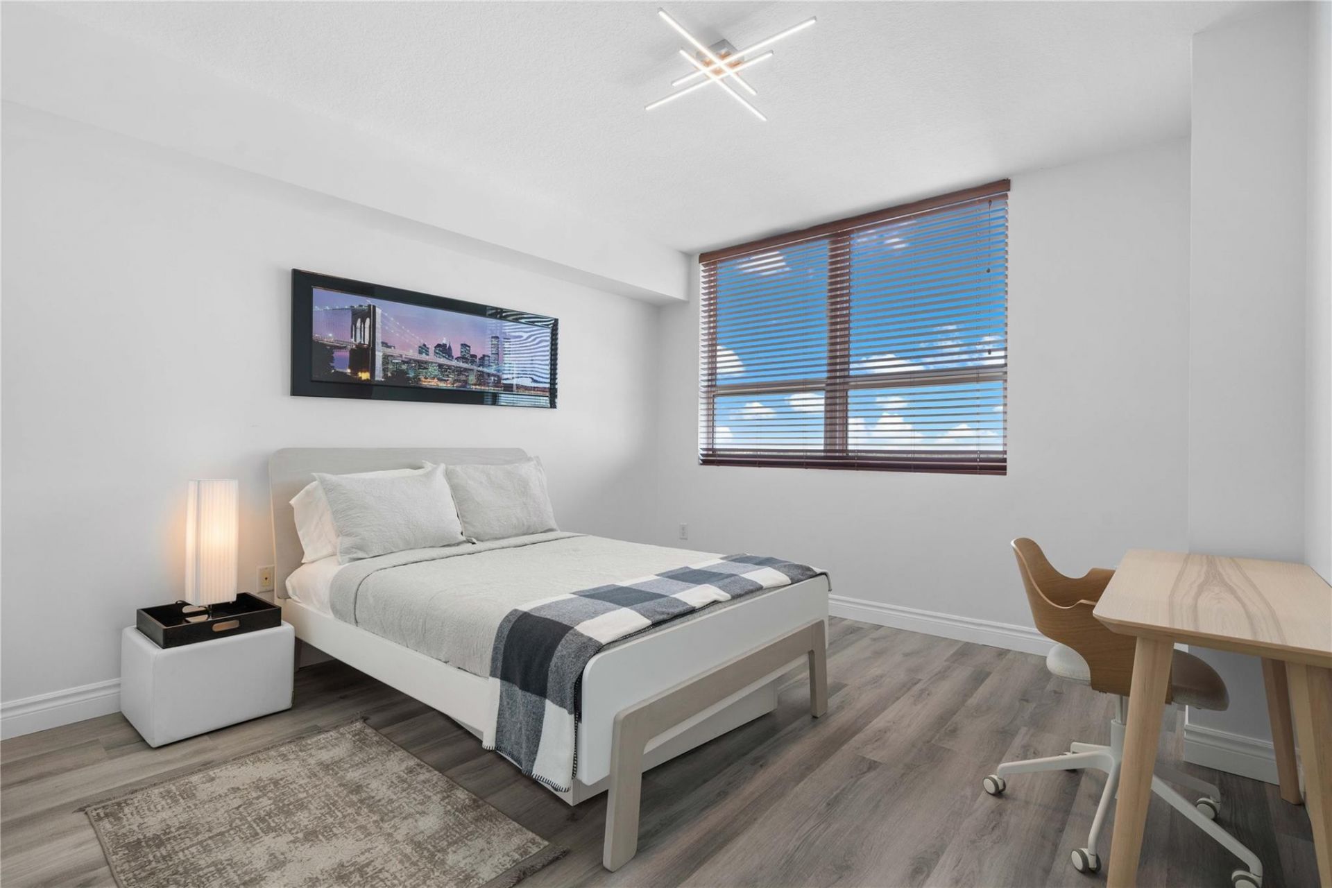 610 W Las Olas Boulevard, Unit 1514N, Fort Lauderdale, FL 33312 Photo