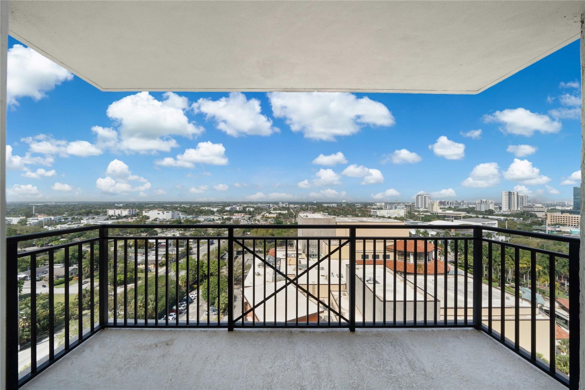 610 W Las Olas Boulevard, Unit 1514N, Fort Lauderdale, FL 33312 Photo