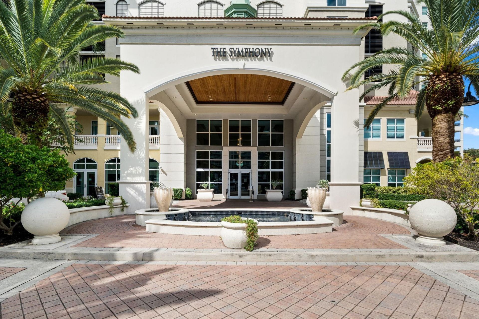 610 W Las Olas Boulevard, Unit 1514N, Fort Lauderdale, FL 33312 Photo