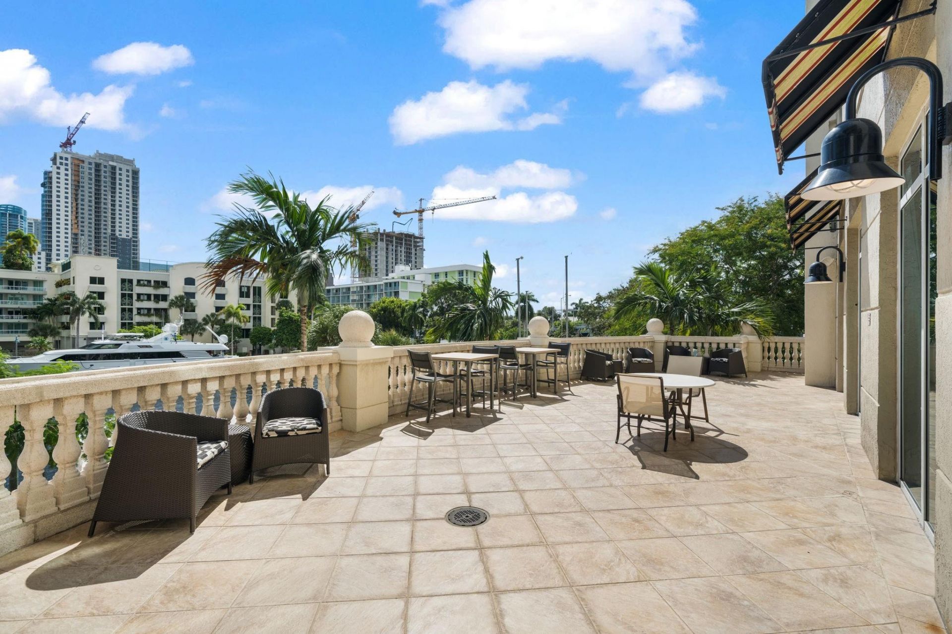 610 W Las Olas Boulevard, Unit 1514N, Fort Lauderdale, FL 33312 Photo