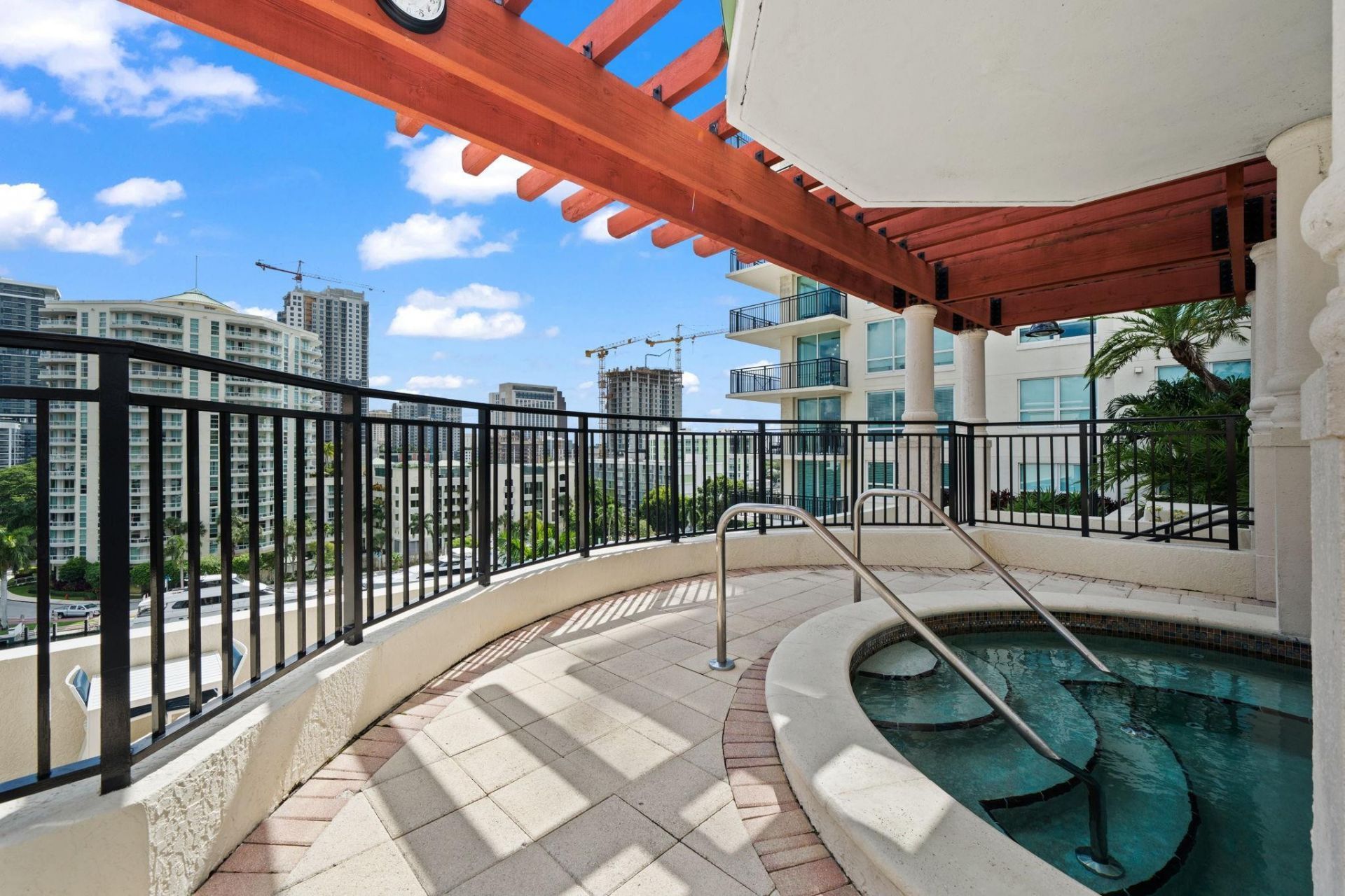 610 W Las Olas Boulevard, Unit 1514N, Fort Lauderdale, FL 33312 Photo