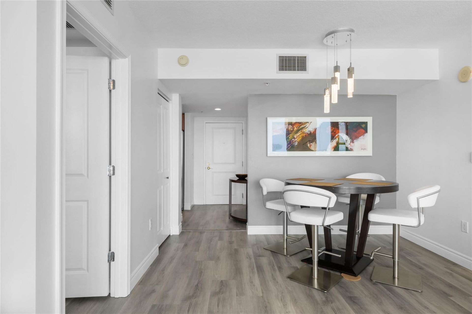 610 W Las Olas Boulevard, Unit 1514N, Fort Lauderdale, FL 33312 Photo