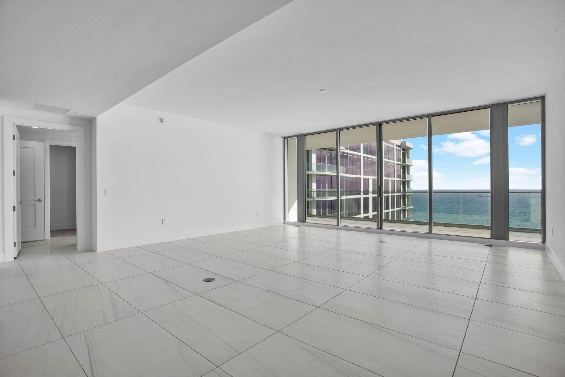153 N Seabreeze Boulevard, Unit 2501-S, Fort Lauderdale, FL 33304 Photo