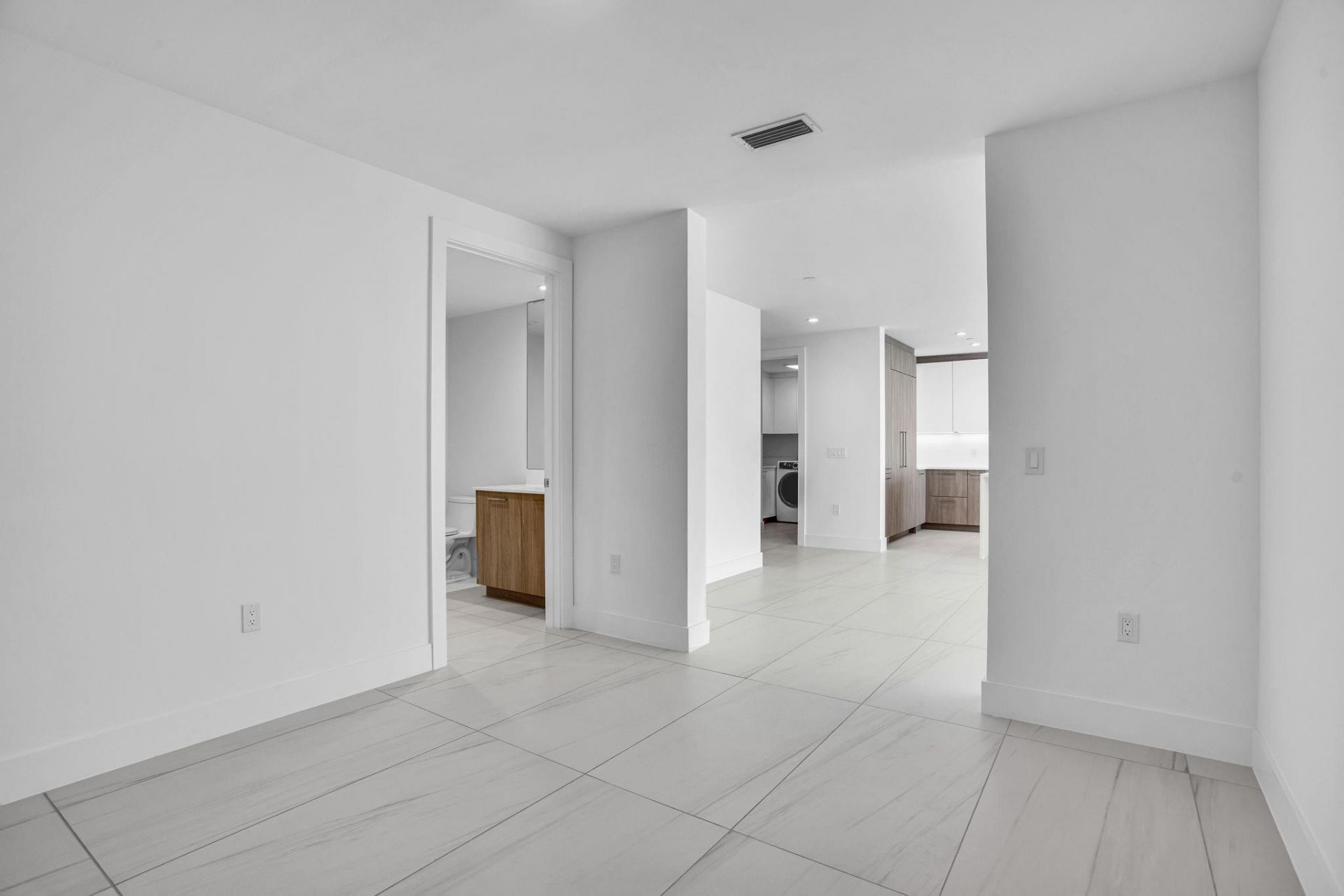 153 N Seabreeze Boulevard, Unit 2501-S, Fort Lauderdale, FL 33304 Photo