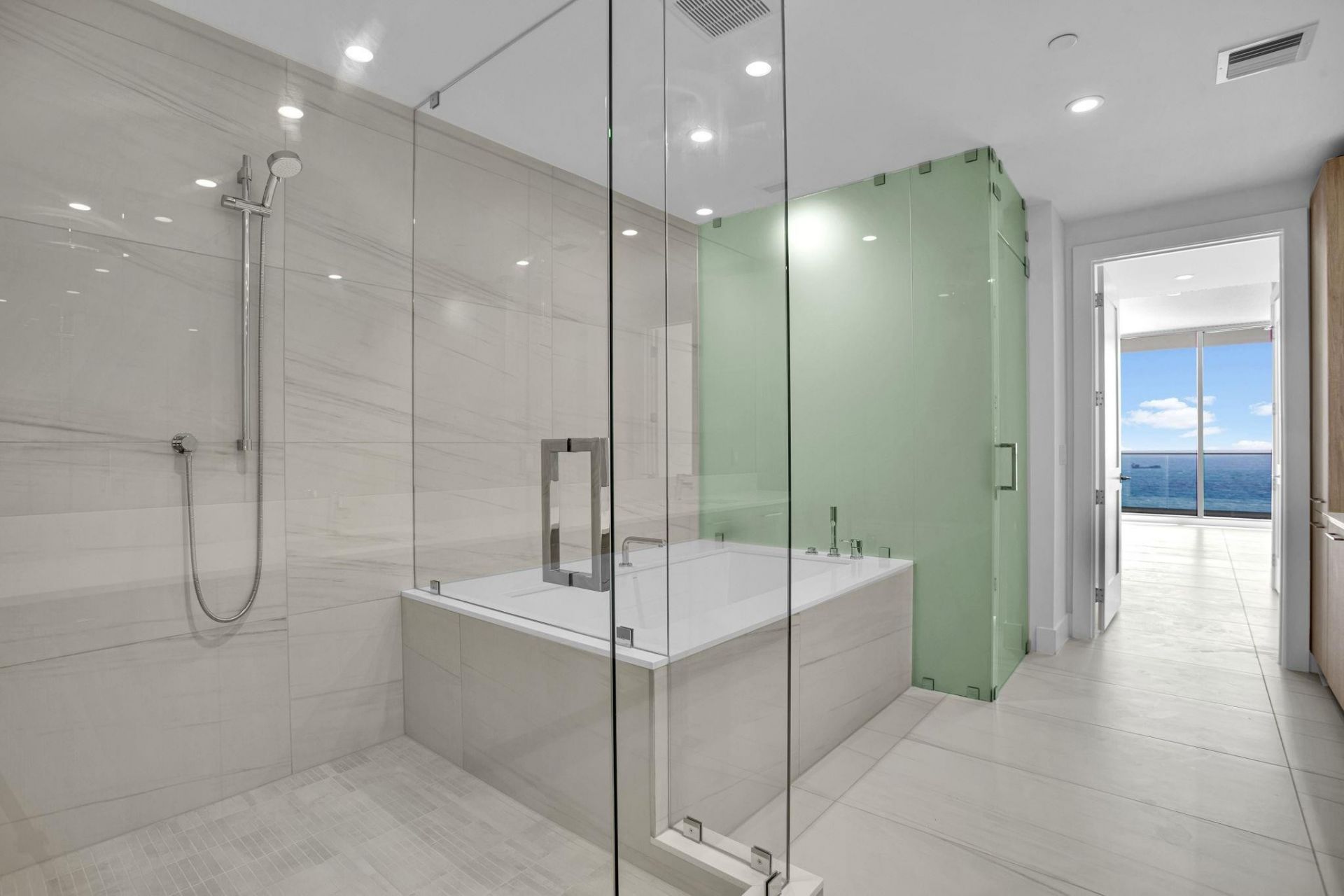 153 N Seabreeze Boulevard, Unit 2501-S, Fort Lauderdale, FL 33304 Photo