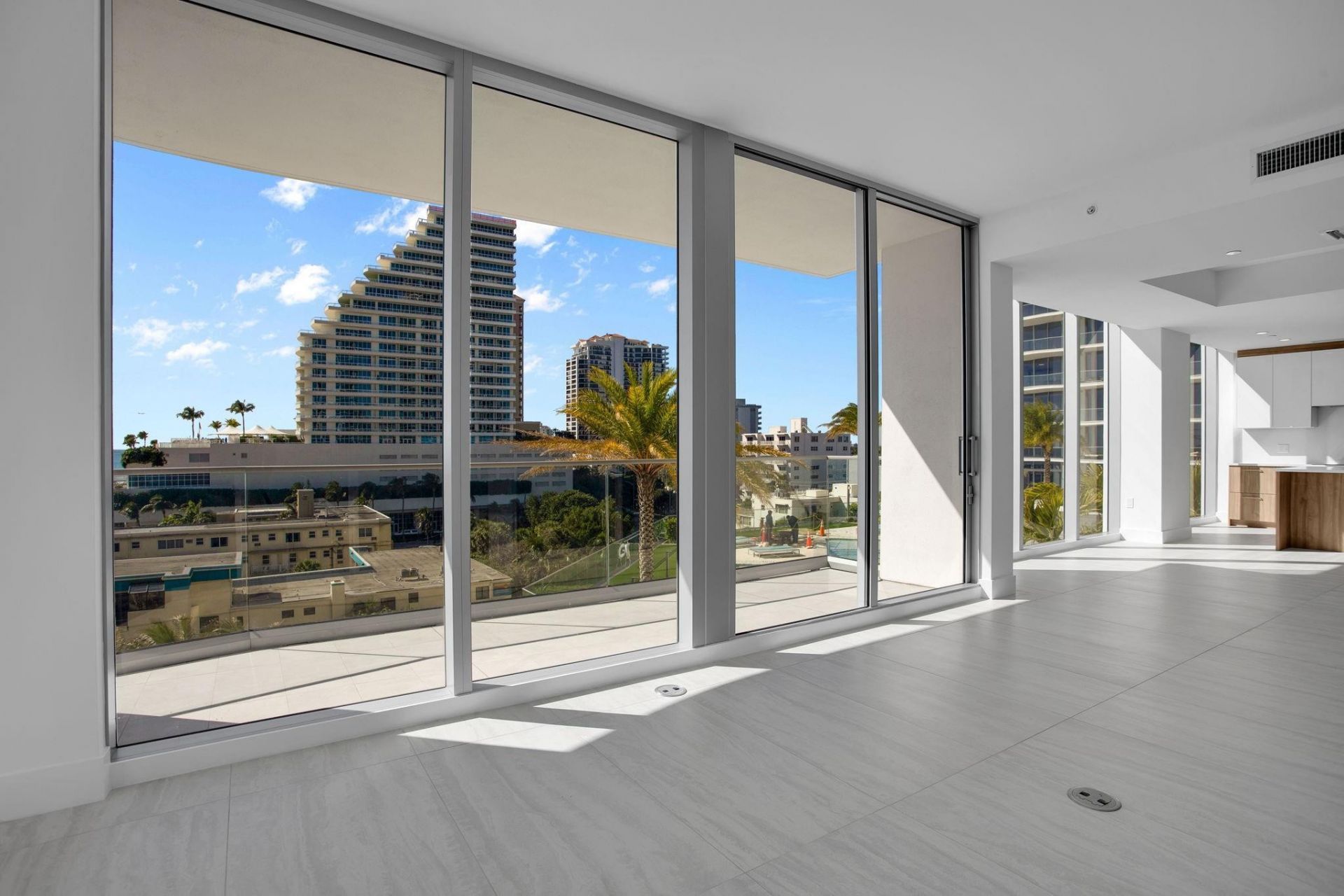 151 N Seabreeze Boulevard, Unit E-501, Fort Lauderdale, FL 33304 Photo