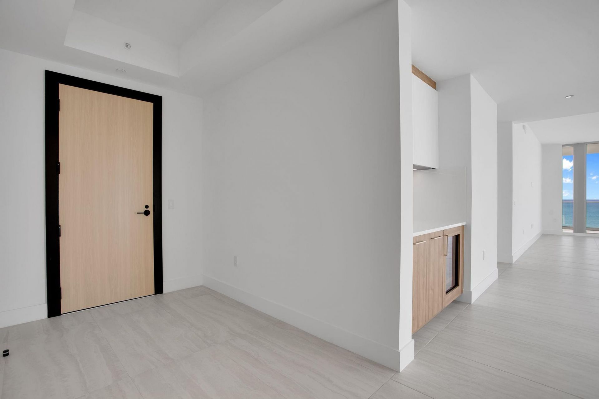 151 N Seabreeze Boulevard, Unit E-501, Fort Lauderdale, FL 33304 Photo