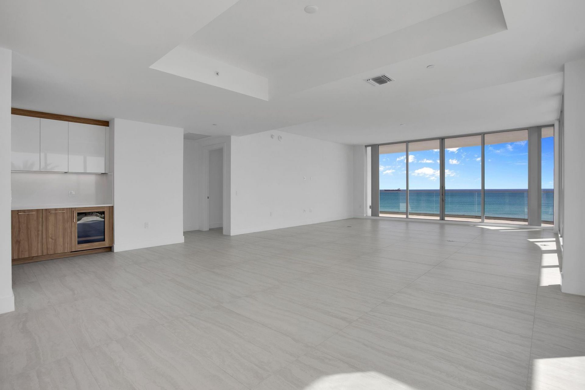 151 N Seabreeze Boulevard, Unit E-501, Fort Lauderdale, FL 33304 Photo