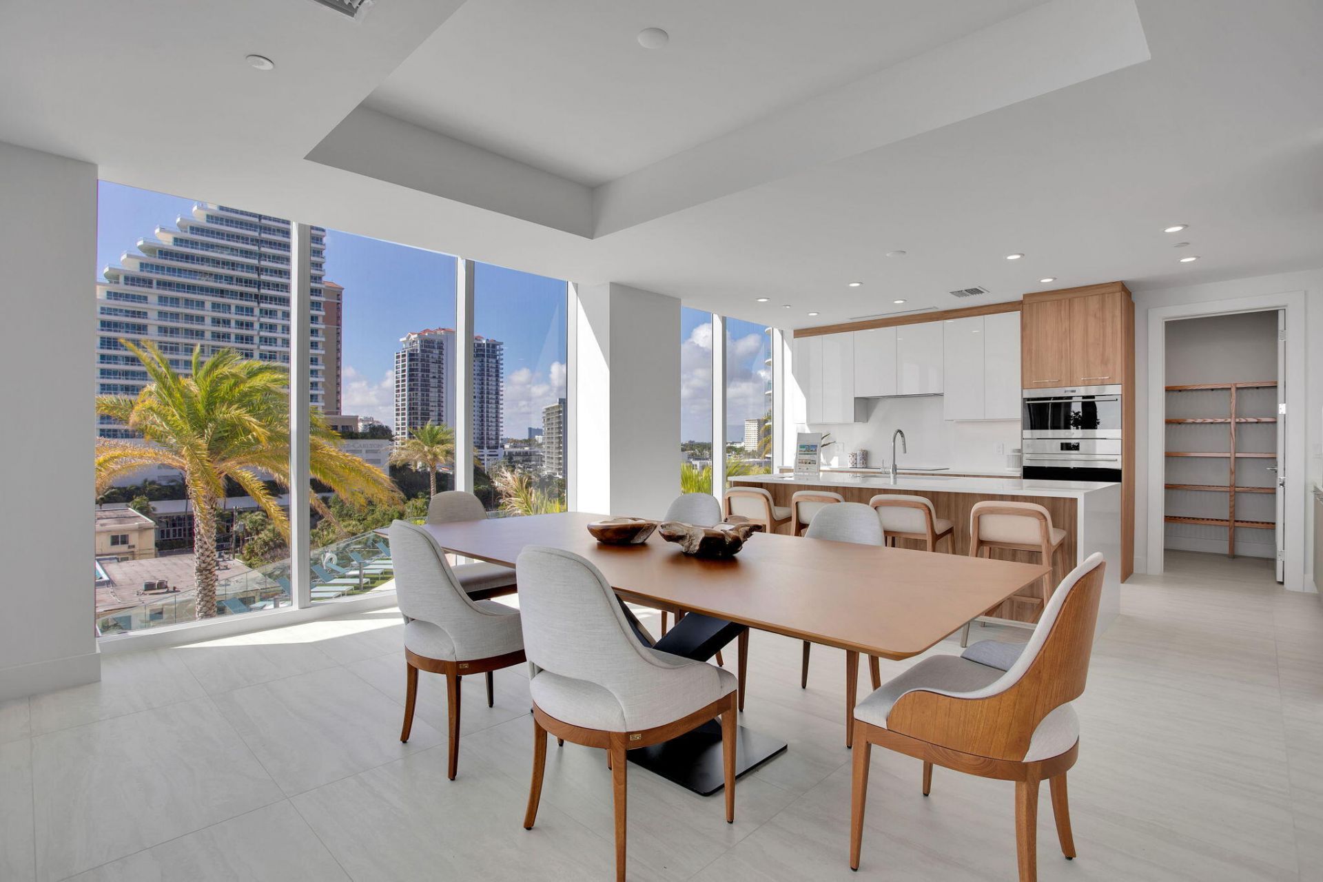 151 N Seabreeze Boulevard, Unit E-501, Fort Lauderdale, FL 33304 Photo