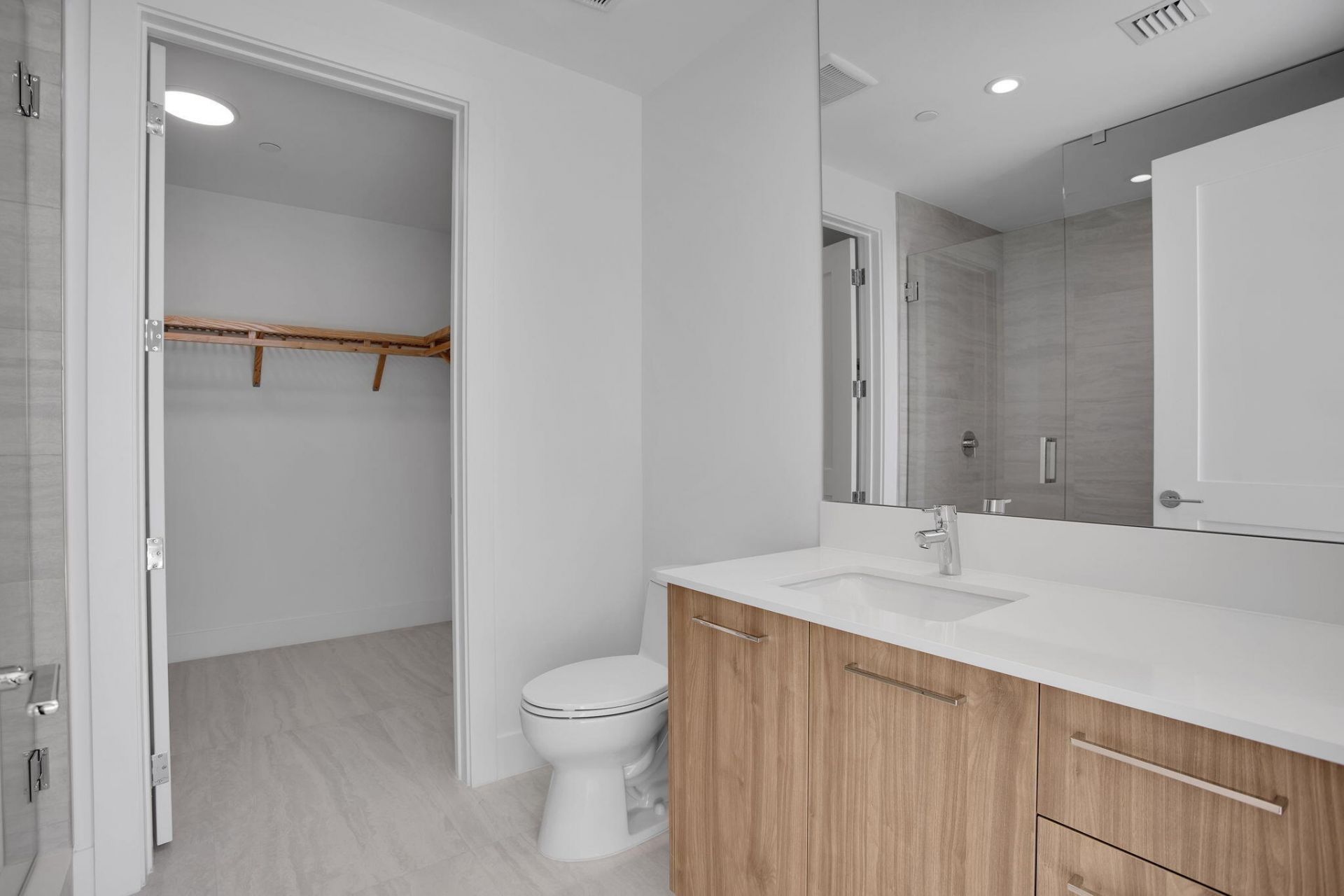 151 N Seabreeze Boulevard, Unit E-501, Fort Lauderdale, FL 33304 Photo