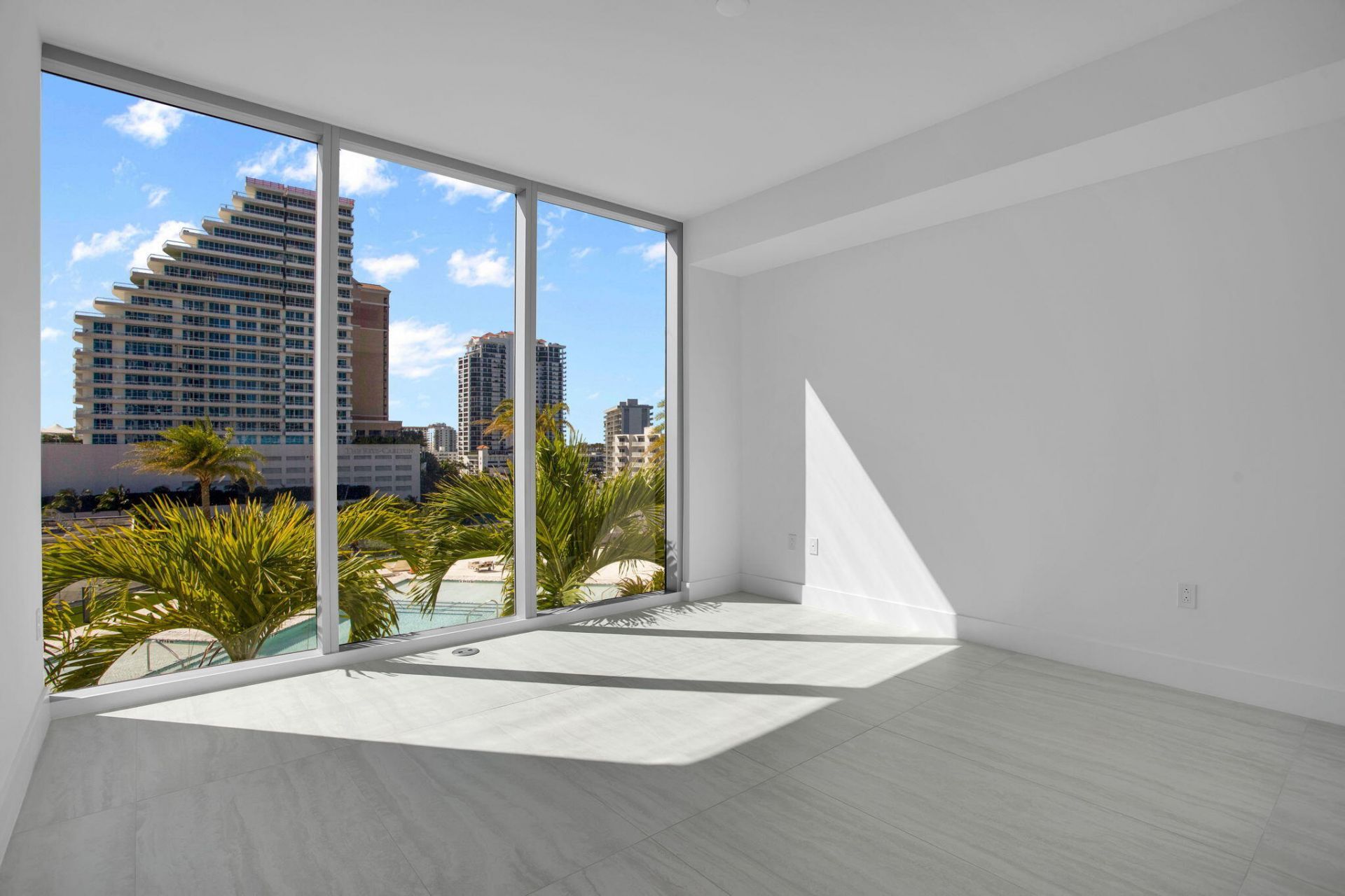 151 N Seabreeze Boulevard, Unit E-501, Fort Lauderdale, FL 33304 Photo