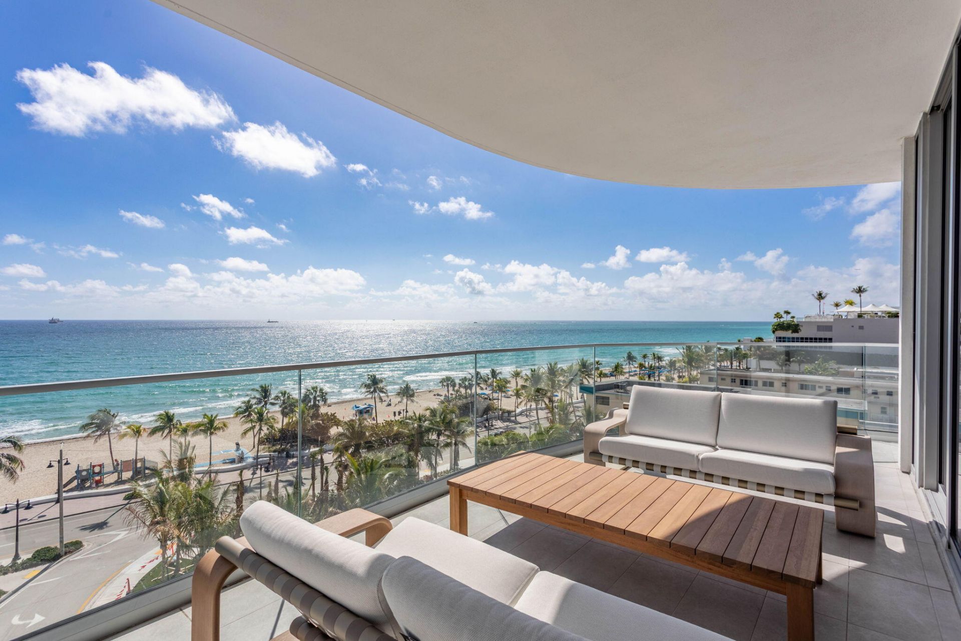 151 N Seabreeze Boulevard, Unit E-501, Fort Lauderdale, FL 33304 Photo