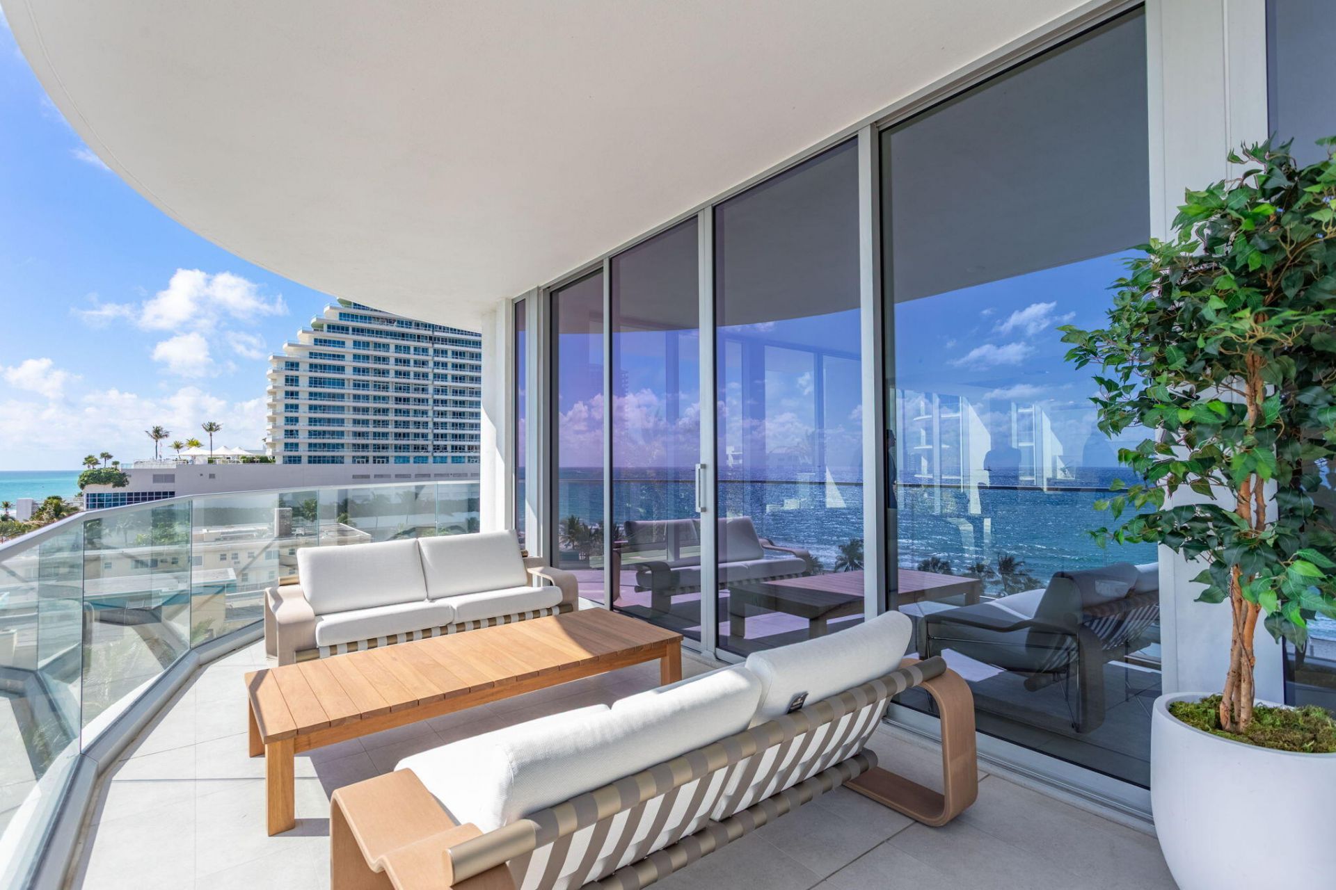 151 N Seabreeze Boulevard, Unit E-501, Fort Lauderdale, FL 33304 Photo