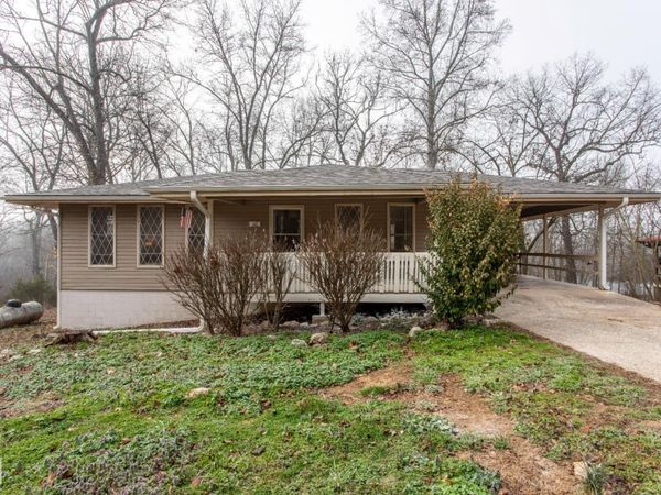 2 Cisco Circle, Cherokee Village, AR 72529
