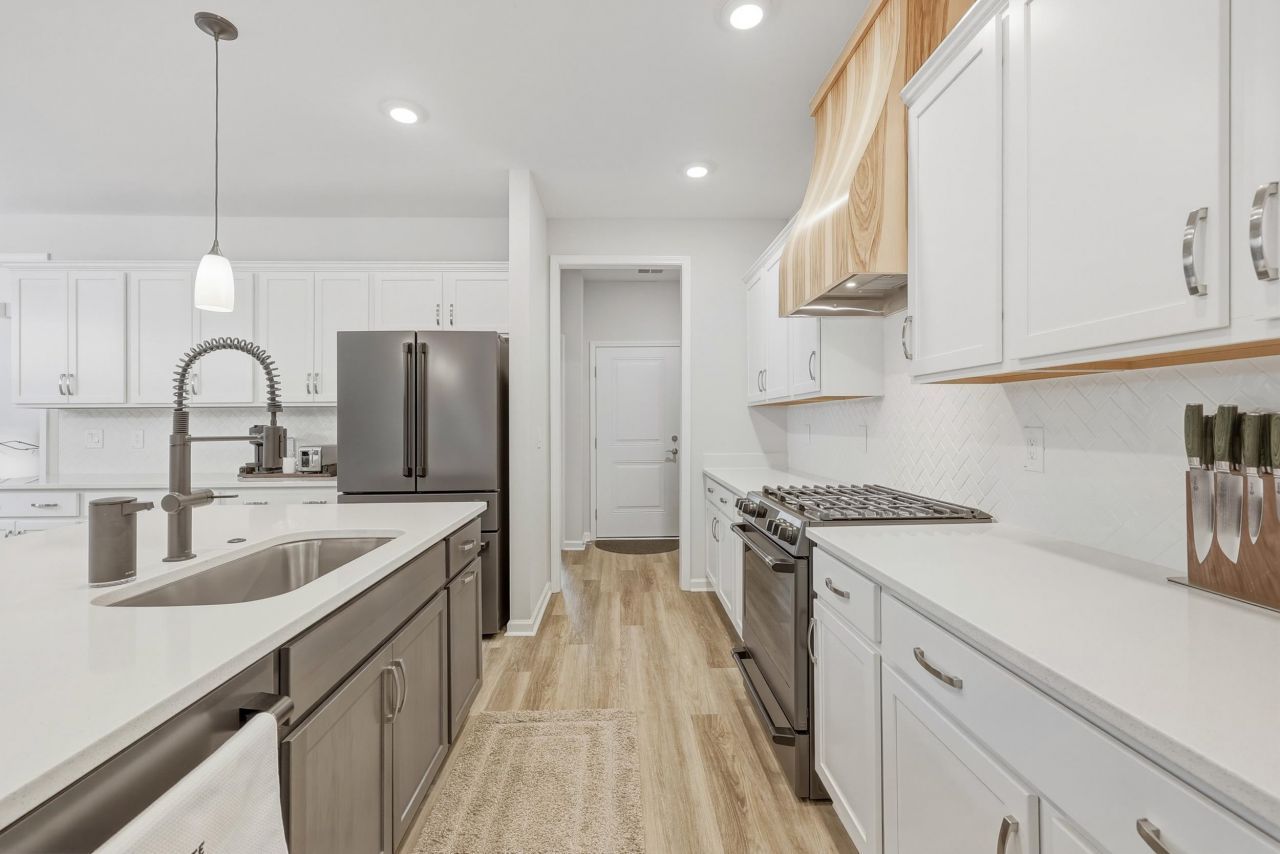 2175 Gooseberry Way Photo 17