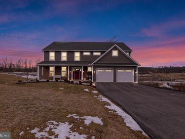 120 GREAT BEND WAY, READING, PA 19608