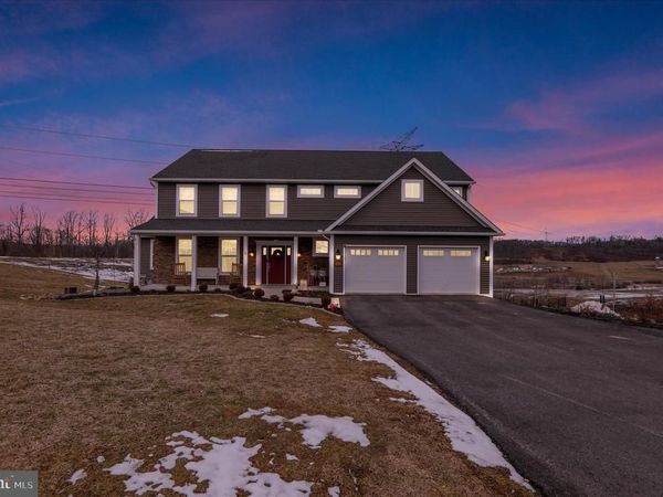 120 GREAT BEND WAY, READING, PA 19608