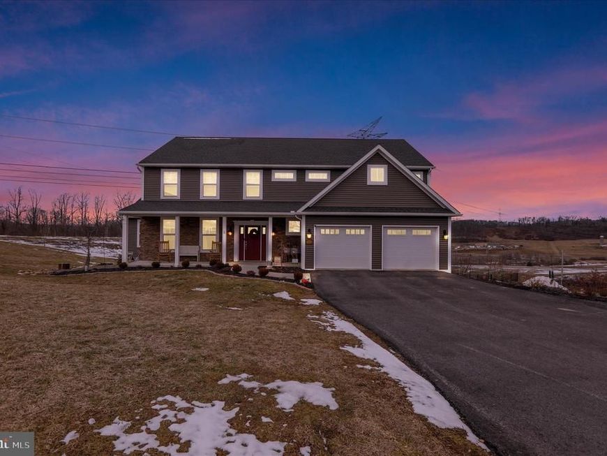 120 Great Bend Way, Reading, PA 19608 Main Photo