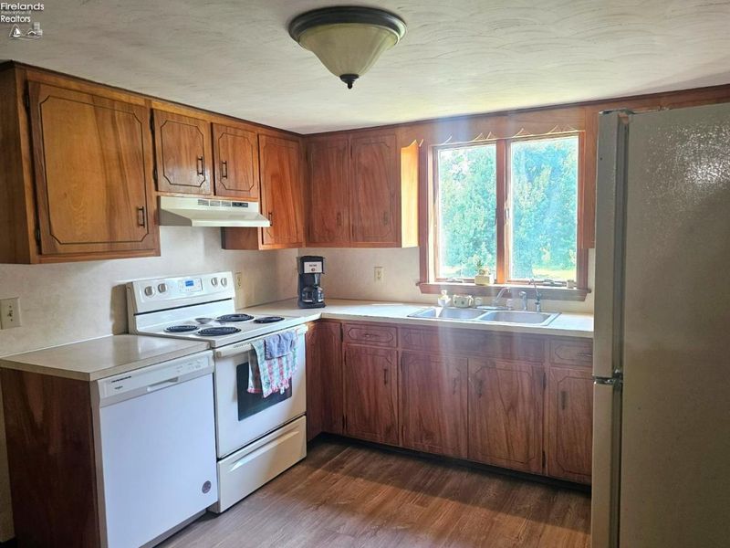 209 W Main Street, North Fairfield, OH 44855 Photo 5