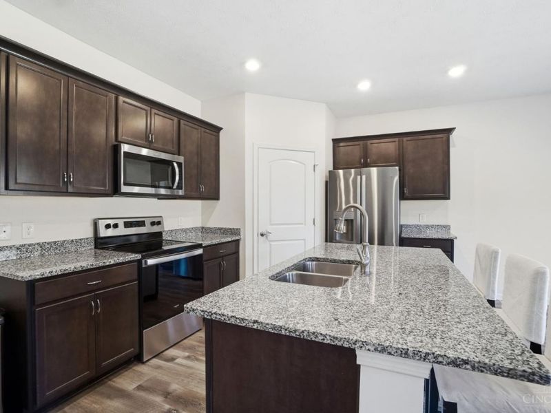 3292 Shadow Ridge, Morrow, OH 45152 Photo 3