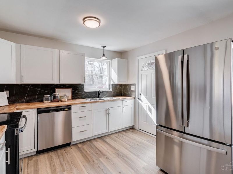 1453 Verdale Drive, Anderson Twp, OH 45230 Photo 12