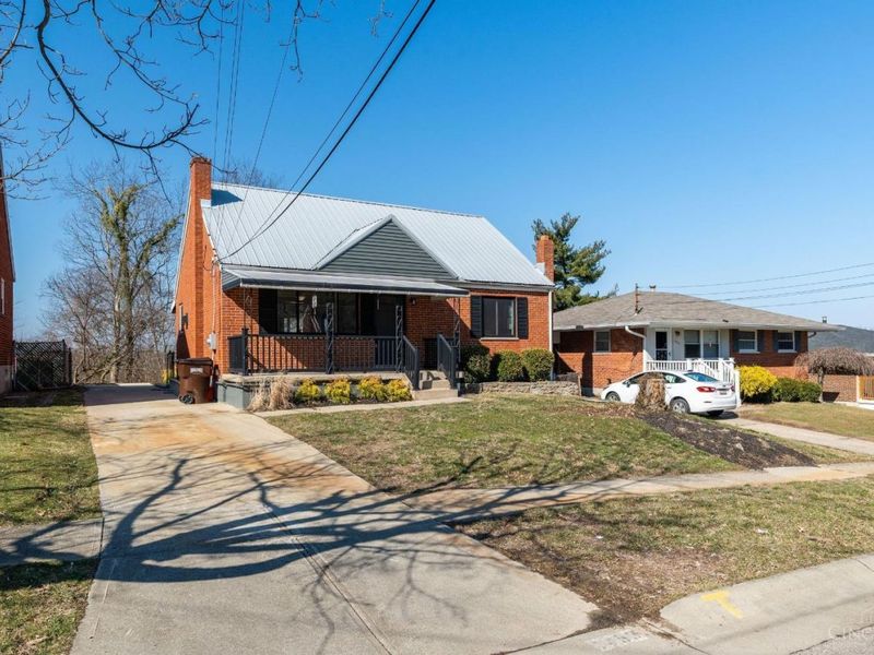 1453 Verdale Drive, Anderson Twp, OH 45230 Photo 2