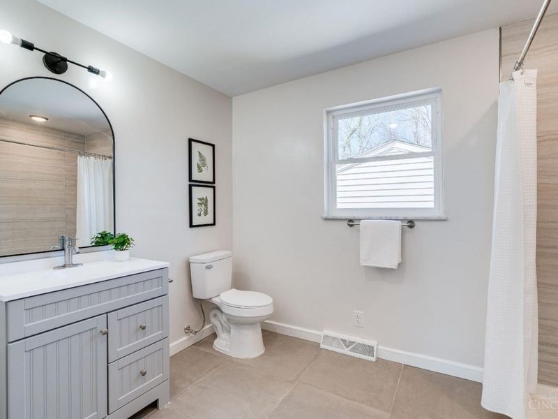 1453 Verdale Drive, Anderson Twp, OH 45230 Photo 22