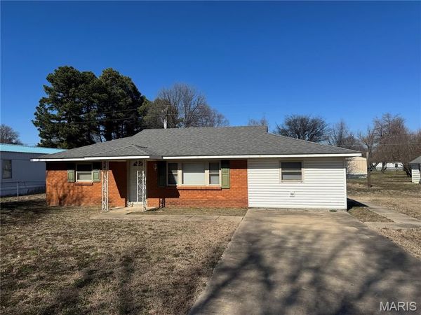 2220 Winfred Street, Kennett, MO 63857