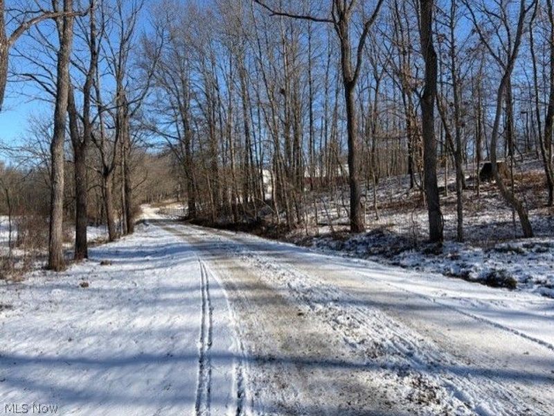 540 Flagdale Road S, Junction City, OH 43748 Photo 11