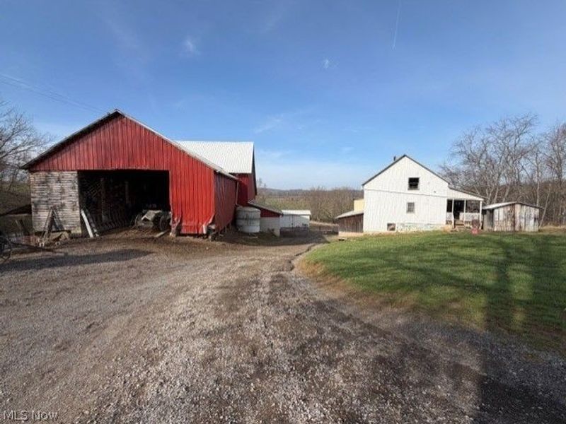 540 Flagdale Road S, Junction City, OH 43748 Photo 2