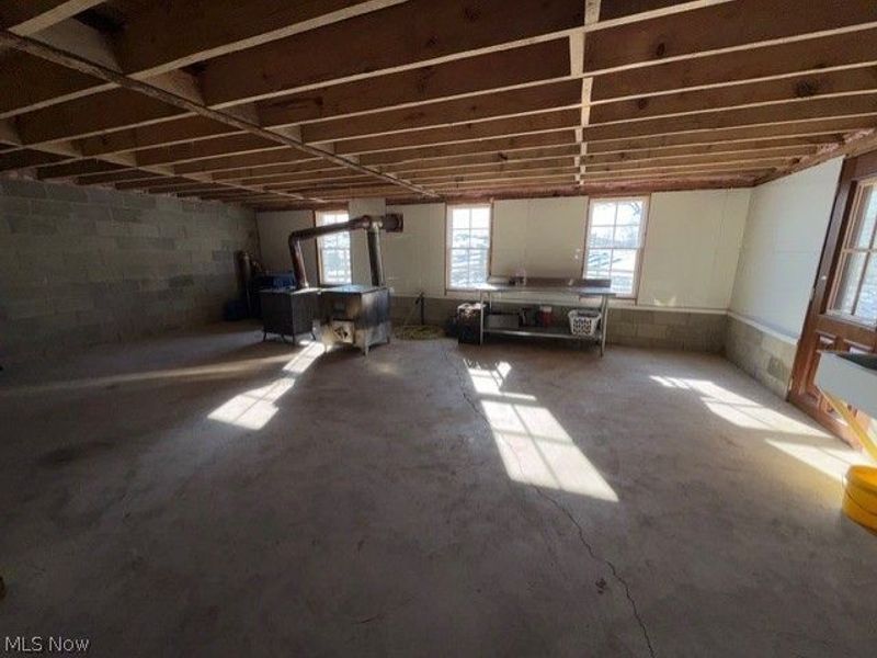 540 Flagdale Road S, Junction City, OH 43748 Photo 4