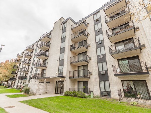 9128 W Terrace Drive , Unit 3B, Niles, IL 60714