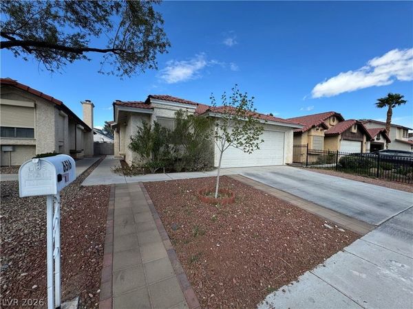 6516 Deadwood Road , Las Vegas, NV 89108