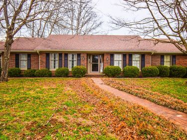 1039 Greenbriar Road, Lawrenceburg, KY 40342