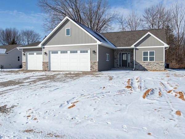 N3933 WETTERING WAY, Freedom, WI 54130