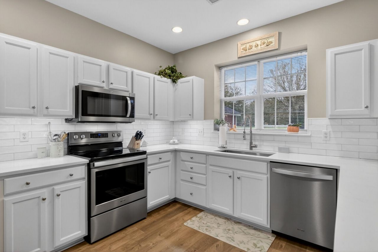 8948 N Red Maple Circle Photo 16