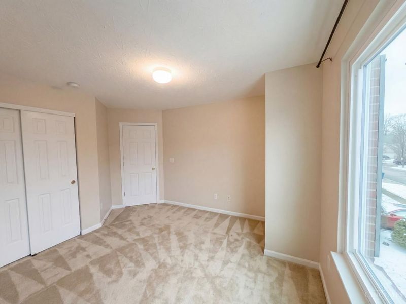 5705 Pepperridge Court, Hamilton Twp, OH 45039 Photo 16