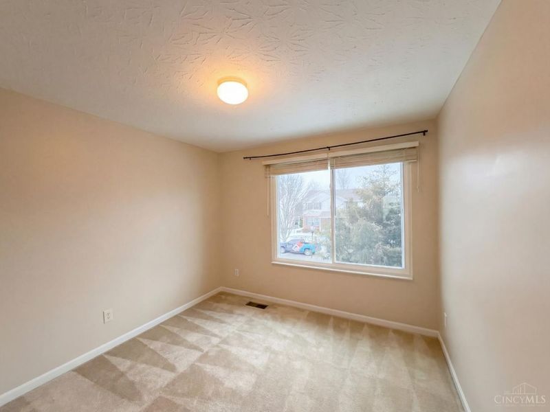 5705 Pepperridge Court, Hamilton Twp, OH 45039 Photo 18