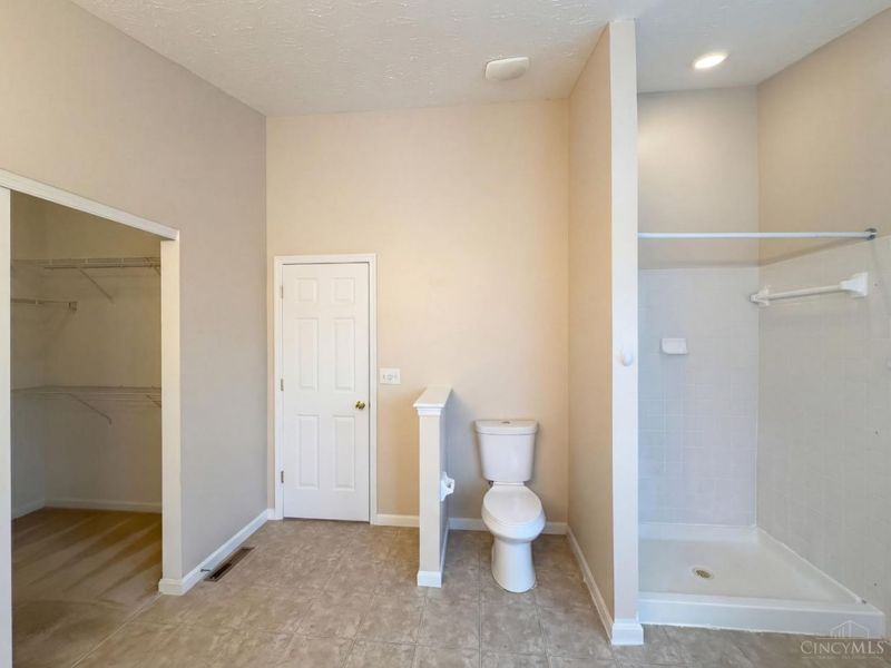 5705 Pepperridge Court, Hamilton Twp, OH 45039 Photo 27