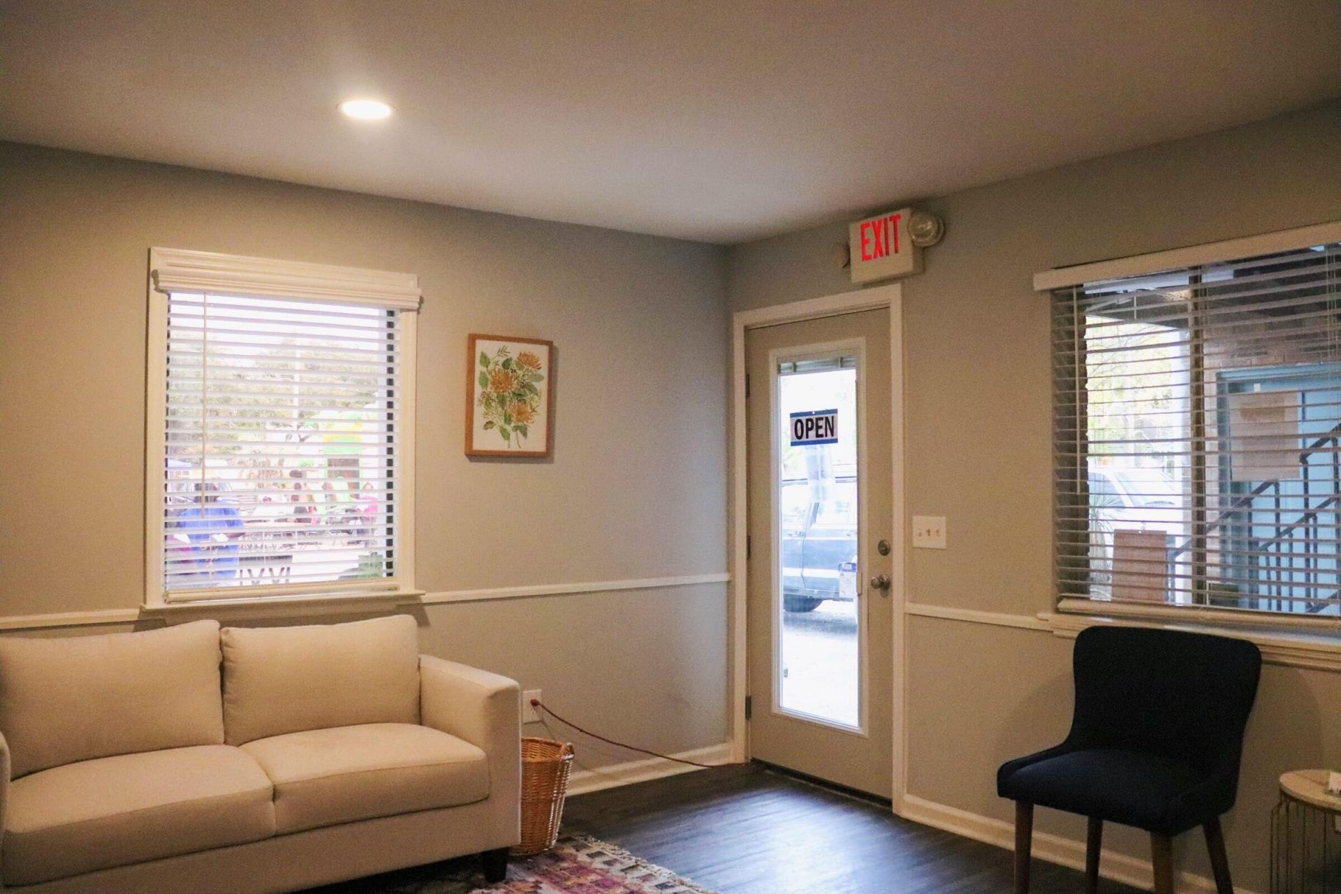 3360 Apache Street Photo 13