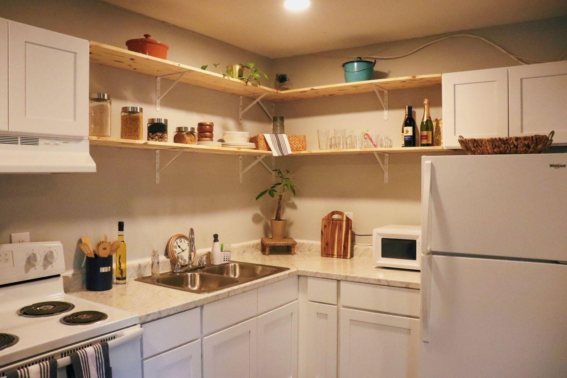 3360 Apache Street Photo 15