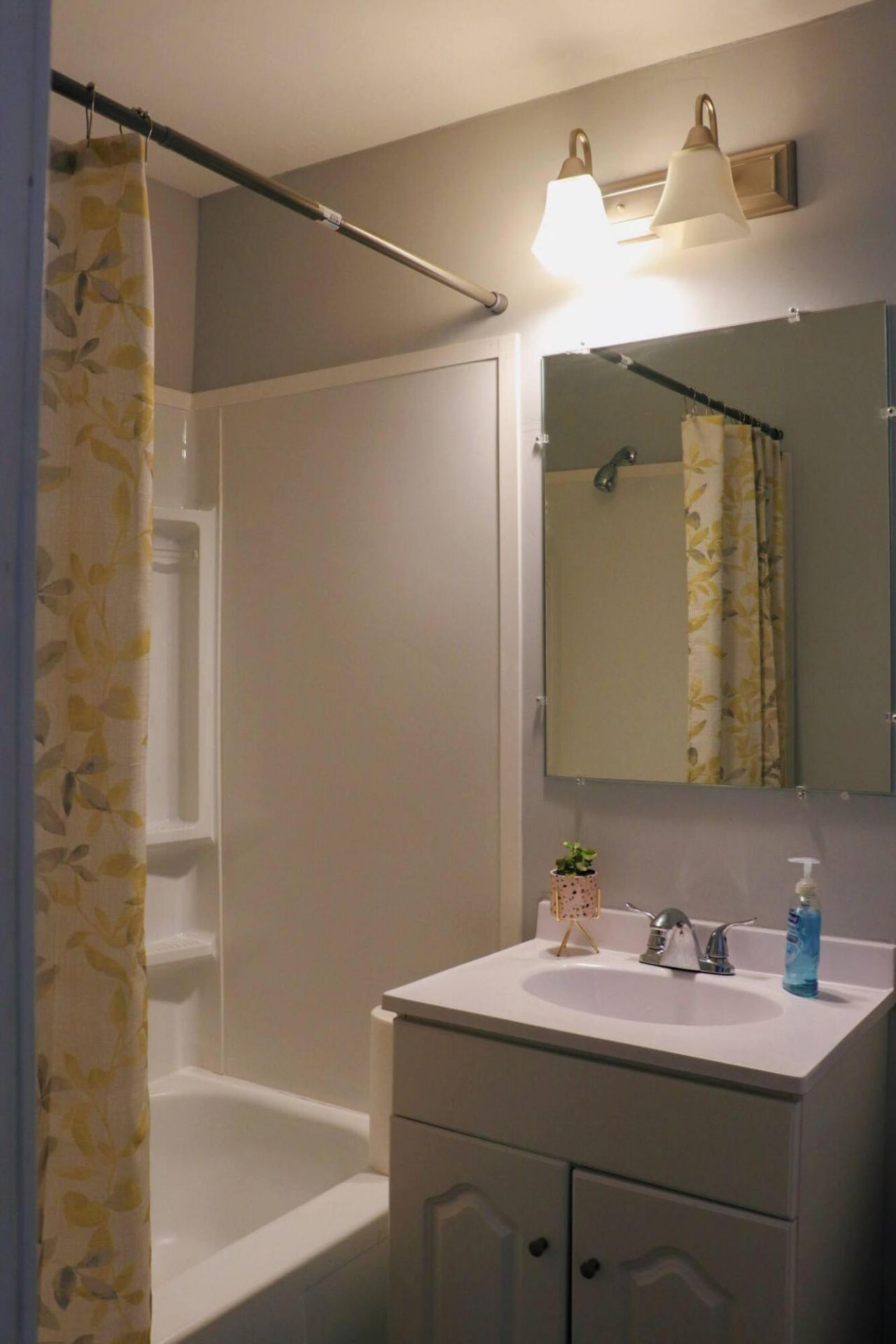 3360 Apache Street  Photo 18