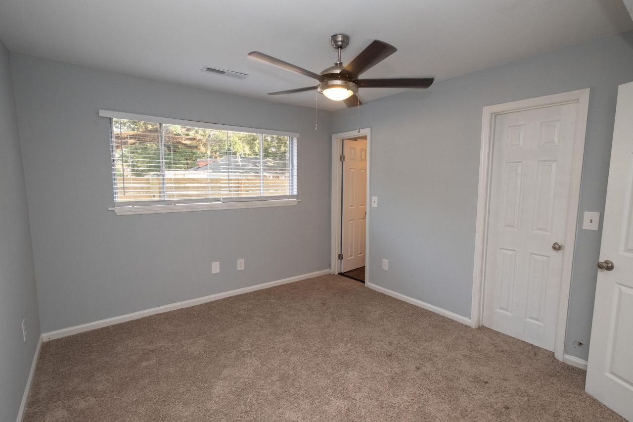 3360 Apache Street  Photo 28